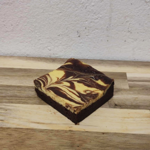 cheesecake brownie (gluten free*)