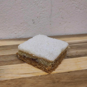 lemon coconut slice with raspberry (vegan)