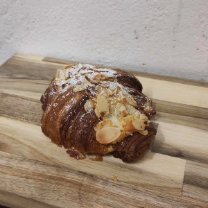 almond croissant